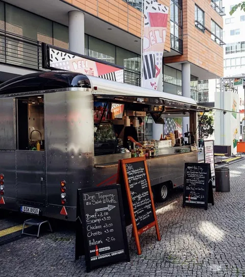 Taudtmann Feinkost — Deli Foodtruck, still 9 of 9